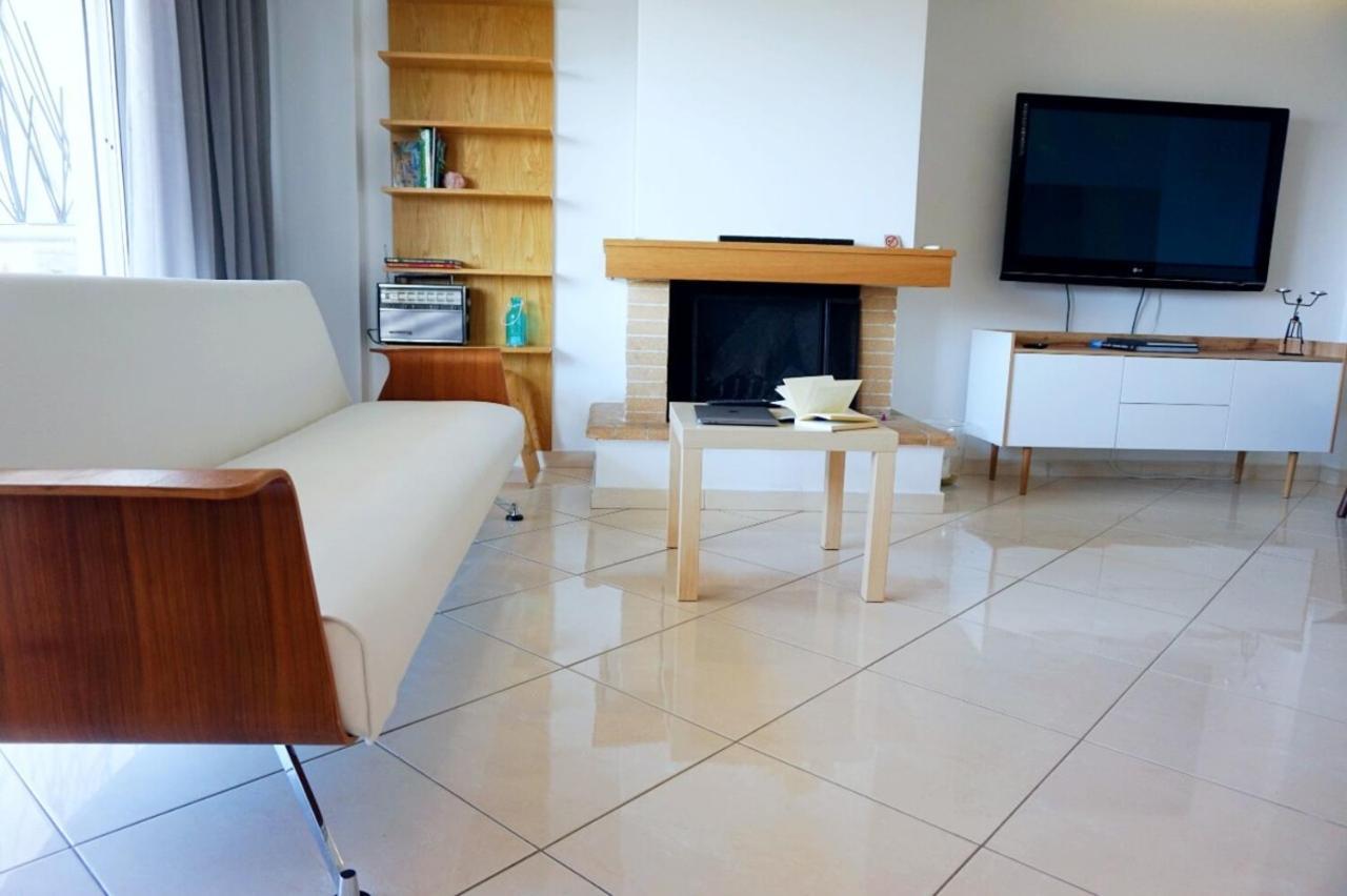 Piraeus Bright Apt Exterior foto